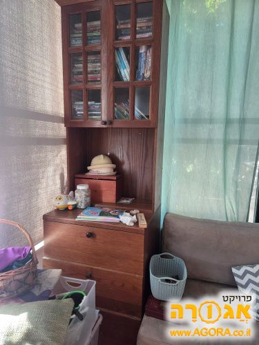 ארונות עם מגירות למטבח מעץ מלא