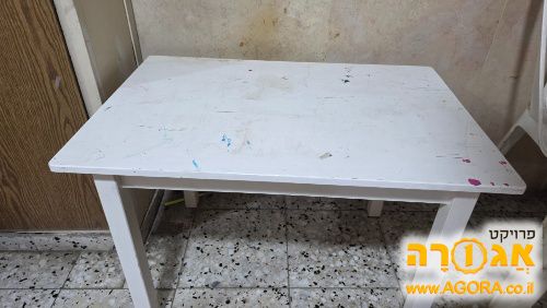 שולחן ילדים וכיסאות