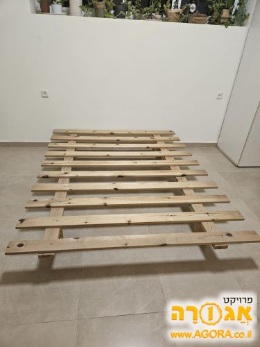 בסיס מיטה