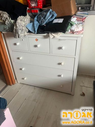 שידת החתלה