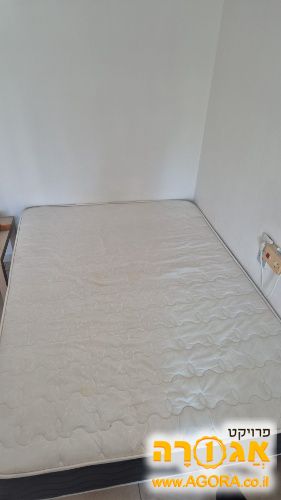 בסיס מיטה ומזרון 1.40x1.90