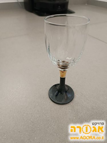 כוסות יין
