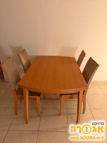 פינת אוכל שולחן ו-6 כסאות איקאה