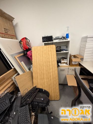 שולחנות