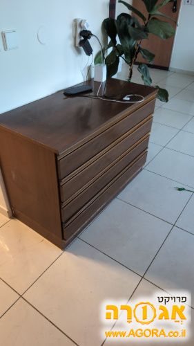 שידת מגירות