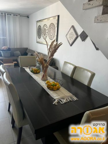 שולחן מעץ מלא