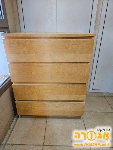 שידה מגירות