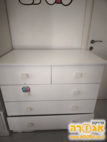 שידת החתלה