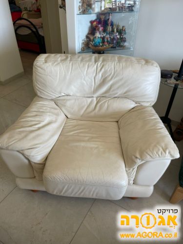 כורסאות מעור