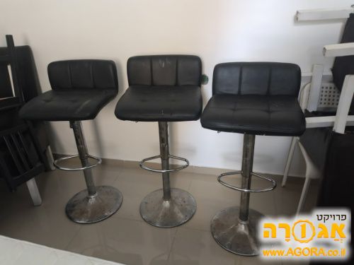 3 כסאות בר שחורים