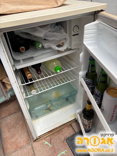 מקרר קטן
