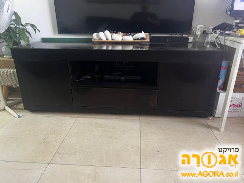שידת טלויזיה