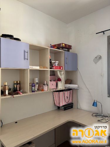 ספרית נוער כולל שולחן ושידת מגירות