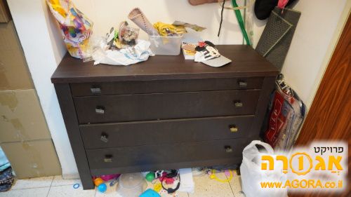קומודה 4 מגירות