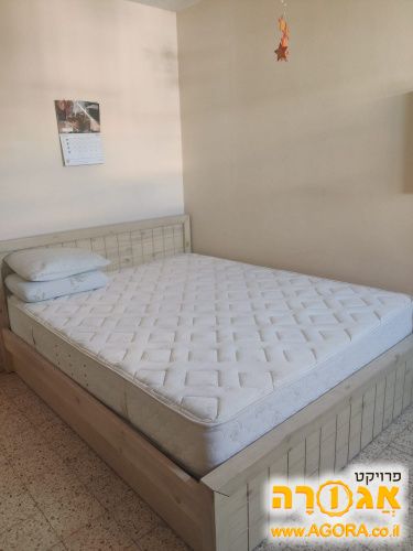 מיטה זוגית (כולל מזרון)