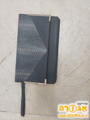 תיק ערב בצבע אפור יפה