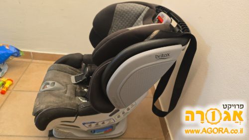 כיסא בטיחות לרכב מתוצרת britex