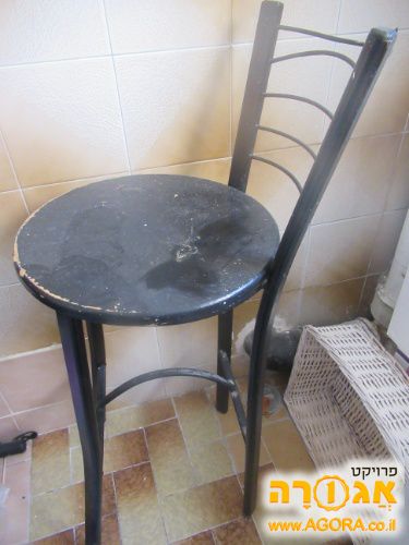 כיסא בר גבוה