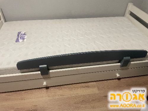 מיטת יחיד + מזרן לילדים של עצמלה