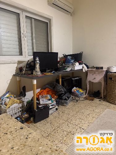שולחן איקאה