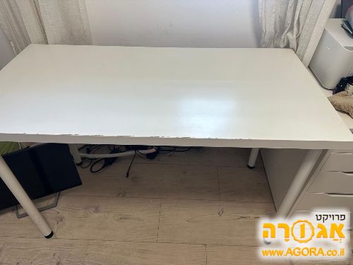 שולחן עבודה 140 על 60 ס"מ