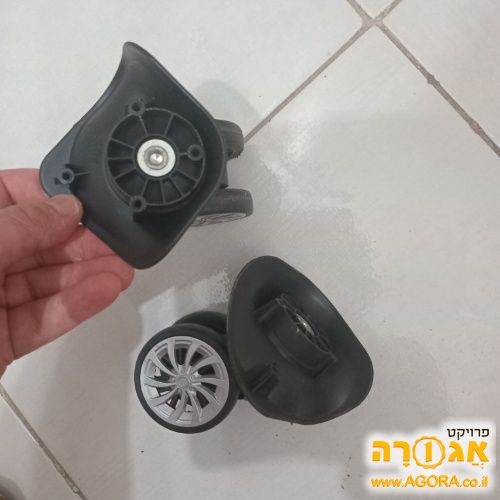 גלגלים לכיסא מחשב?