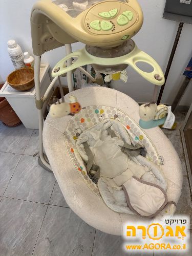 נדנדה לתינוק/ת