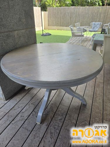 שולחן