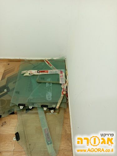 זכוכיות לניסאן מיקרה