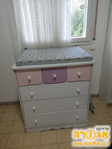 שידת החתלה