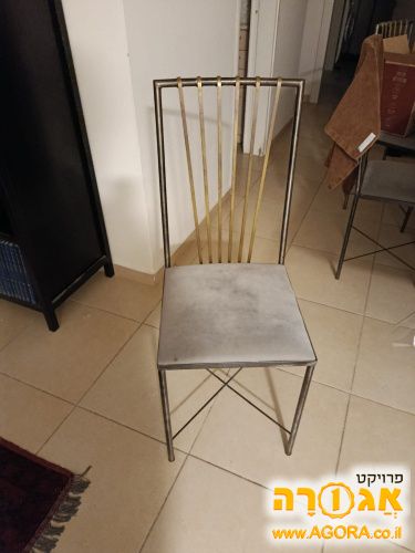 כסאות שולחן