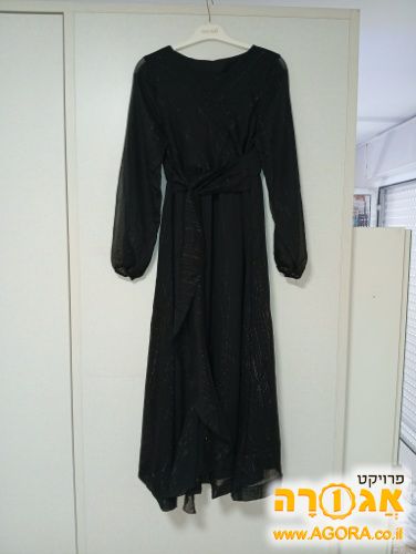 שמלת ערב שחורה