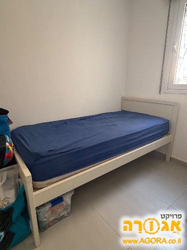 מיטת יחיד