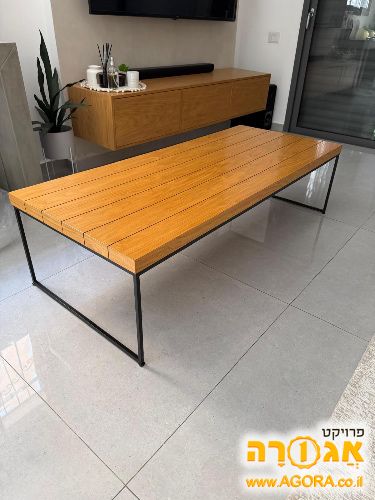 שולחן סלון