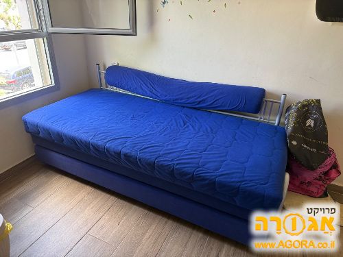 מיטת נוער נפתחת עם ארגז מצעים