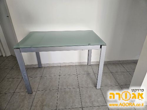 שולחן פינת אוכל