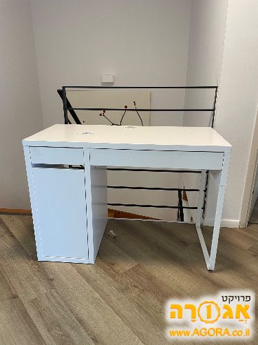 שני שולחנות כתיבה לילדים איקאה