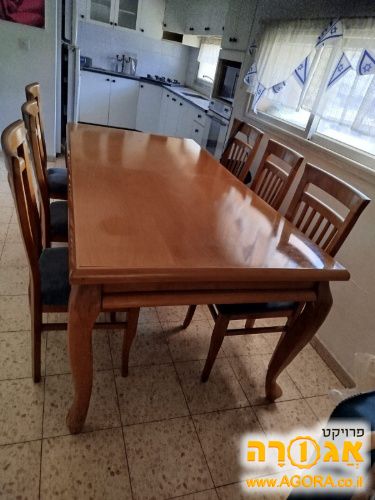 שולחן פינת אוכל + 6 כסאות