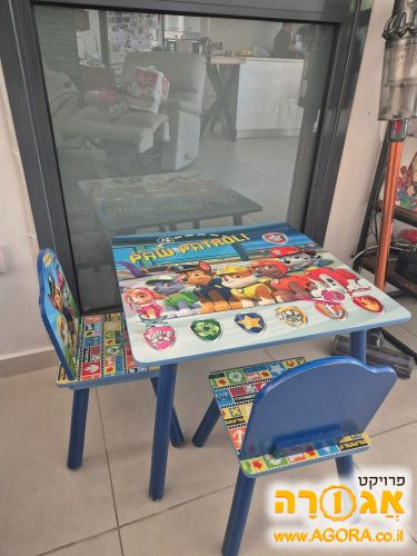 שולחן ילדים