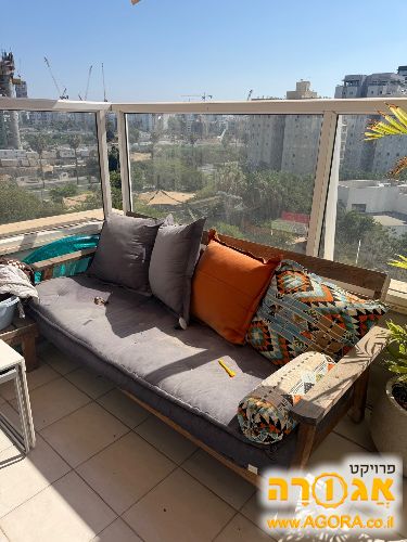 ספה תלת למרפסת