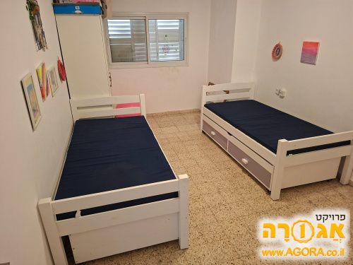 2 מיטות ילדים תוצרת עצמלה