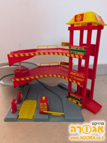 משחק חניון מכוניות