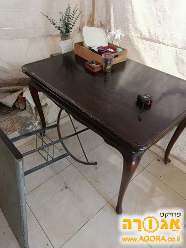 שולחן פינת אוכל עתיק מעץ נפתח