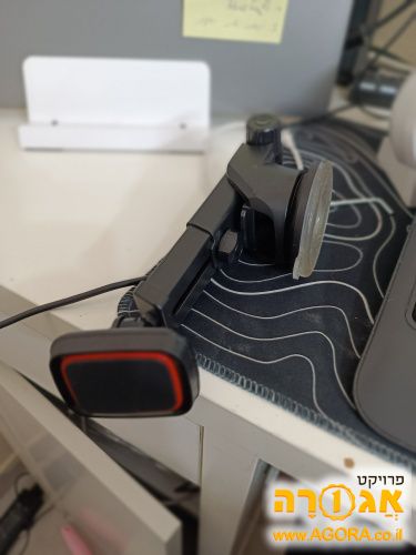 מחזיק טלפון לרכב