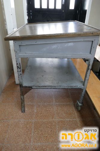 בימה לקריאת התורה, אשכנזי, מברזל