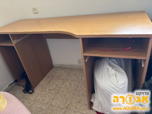 שולחן כתיבה