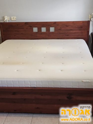מיטה זוגית