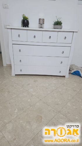 שידת החתלה