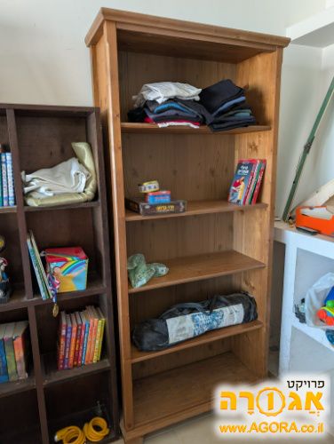 ספריית מדפים
