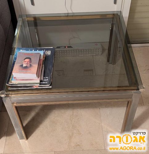 שולחן קפה מזכוכית